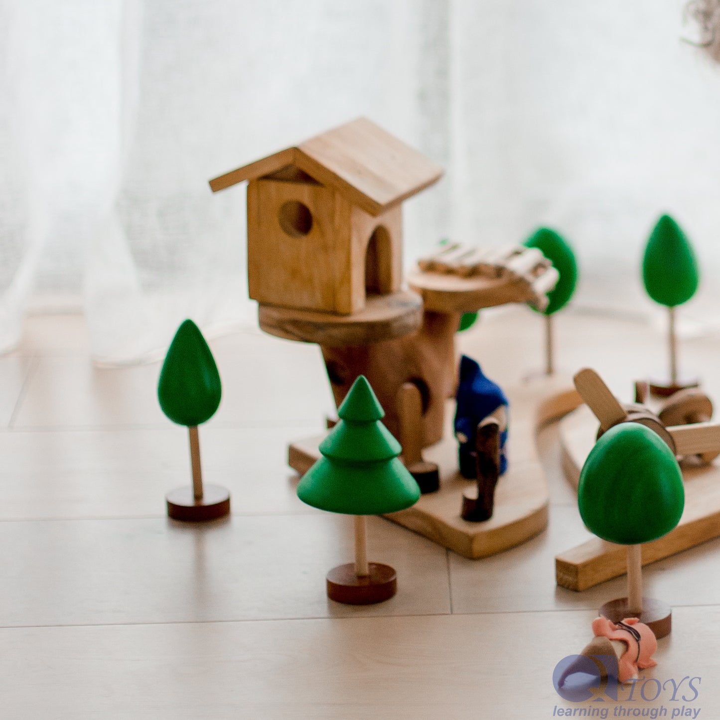 Wooden Tree Play Set